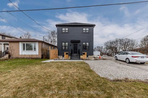 Photo 1 at 781 Oliva Street, West Shore, Pickering