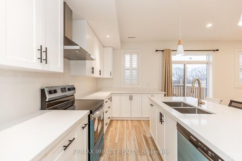 Photo 20 at 781 Oliva Street, West Shore, Pickering