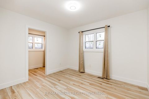 Photo 27 at 781 Oliva Street, West Shore, Pickering