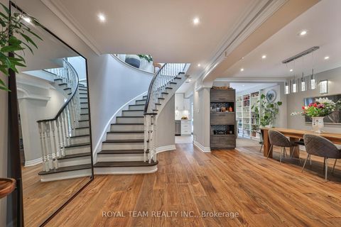 Photo 4 at 91 South Kingsway Way, Swansea, Toronto