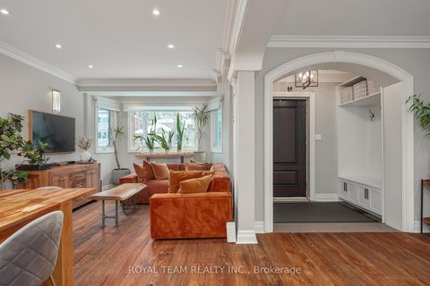 Photo 5 at 91 South Kingsway Way, Swansea, Toronto