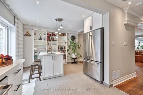 Photo 18 at 91 South Kingsway Way, Swansea, Toronto