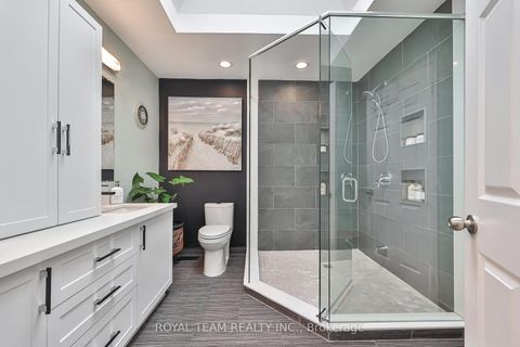 Photo 25 at 91 South Kingsway Way, Swansea, Toronto