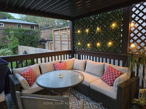 Photo 39 at 91 South Kingsway Way, Swansea, Toronto