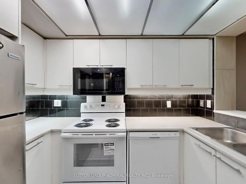 Photo 7 at 103 - 18 Hollywood Avenue, Willowdale East, Toronto