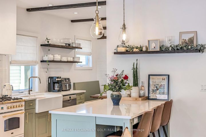 Photo 14 at 369 Charlton Avenue W, Kirkendall, Hamilton