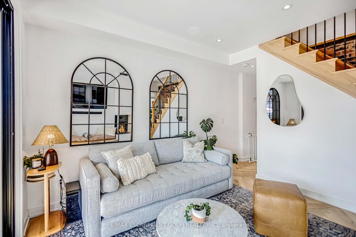 Photo 22 at 369 Charlton Avenue W, Kirkendall, Hamilton