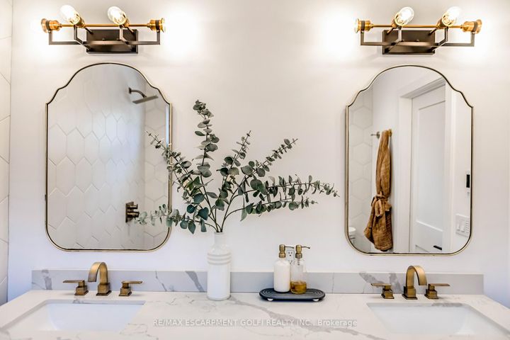 Photo 32 at 369 Charlton Avenue W, Kirkendall, Hamilton