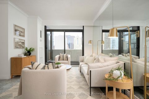 Photo 3 at 702 - 86 Gloucester Street, Yonge Corridor, Toronto