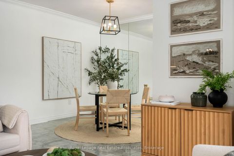 Photo 8 at 702 - 86 Gloucester Street, Yonge Corridor, Toronto