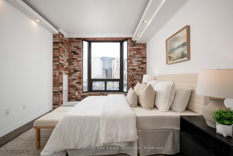 Photo 22 at 702 - 86 Gloucester Street, Yonge Corridor, Toronto