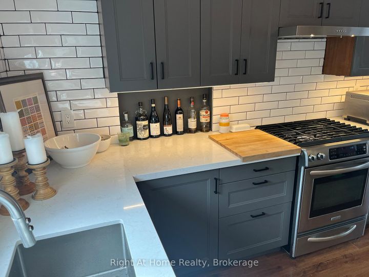 Photo 8 at 5224 Verhoeven Road, Appleby, Burlington