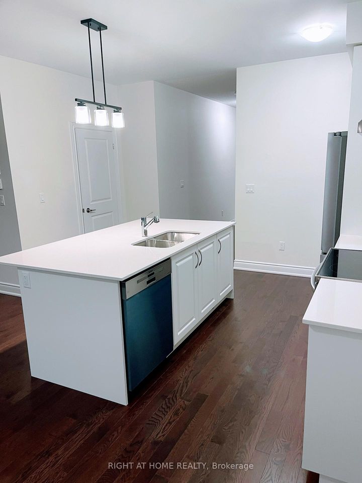 Photo 2 at 38 Gladmary Drive, Bram West, Brampton