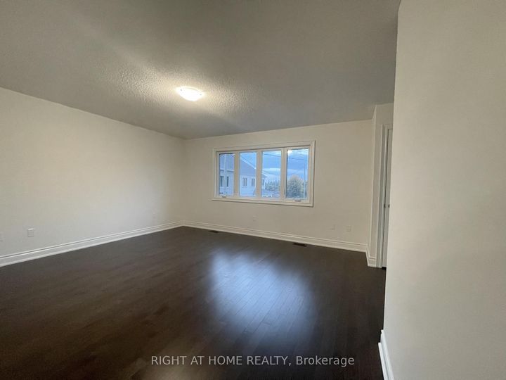 Photo 12 at 38 Gladmary Drive, Bram West, Brampton