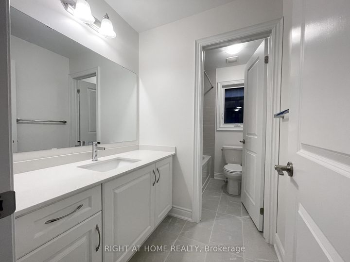 Photo 13 at 38 Gladmary Drive, Bram West, Brampton