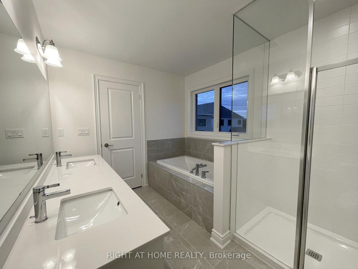 Photo 17 at 38 Gladmary Drive, Bram West, Brampton