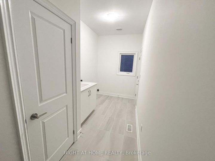 Photo 19 at 38 Gladmary Drive, Bram West, Brampton