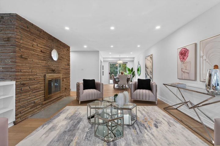 Photo 6 at 86 Heathview Avenue, Bayview Village, Toronto