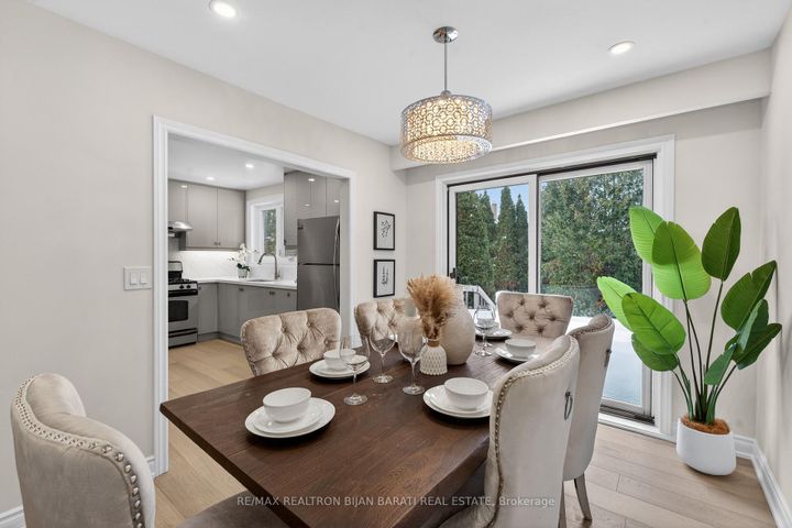 Photo 12 at 86 Heathview Avenue, Bayview Village, Toronto