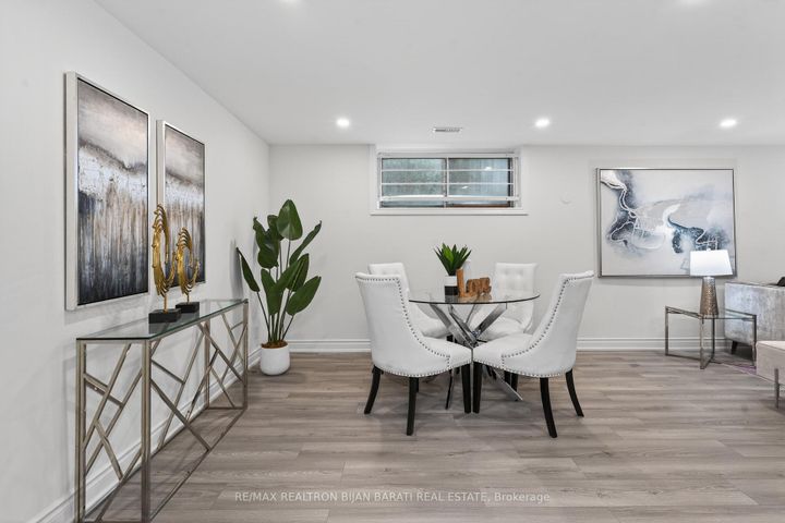 Photo 32 at 86 Heathview Avenue, Bayview Village, Toronto