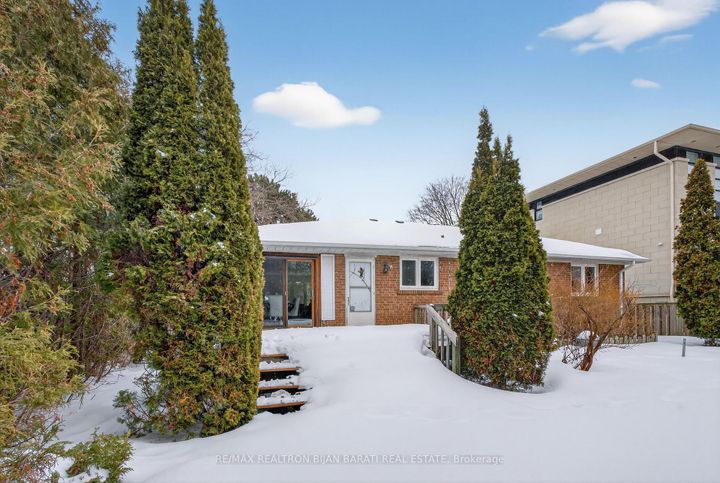 Photo 39 at 86 Heathview Avenue, Bayview Village, Toronto