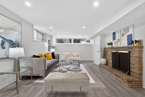 Photo 28 at 86 Heathview Avenue, Bayview Village, Toronto