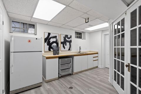 Photo 33 at 86 Heathview Avenue, Bayview Village, Toronto