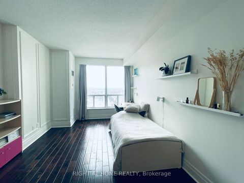 Photo 13 at Lph06 - 188 Doris Avenue, Willowdale East, Toronto