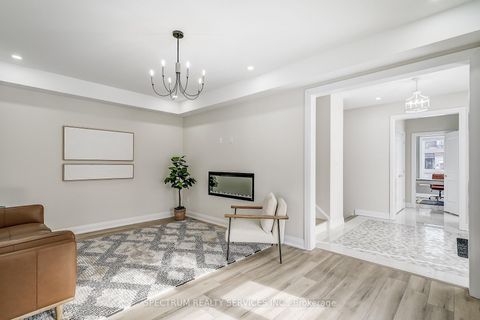 Photo 19 at 139 Adario Crescent, Vellore Village, Vaughan