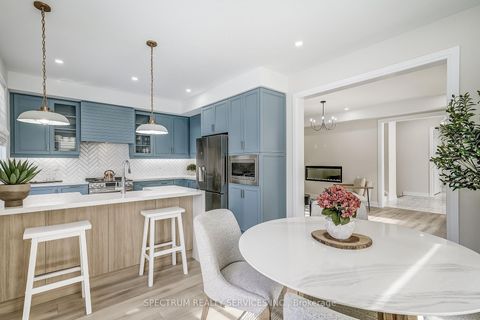 Photo 21 at 139 Adario Crescent, Vellore Village, Vaughan