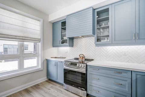 Photo 23 at 139 Adario Crescent, Vellore Village, Vaughan