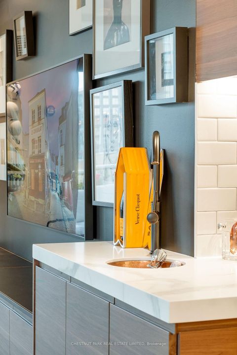 Photo 11 at 709 - 10 Navy Wharf Court, Waterfront Communities C1, Toronto