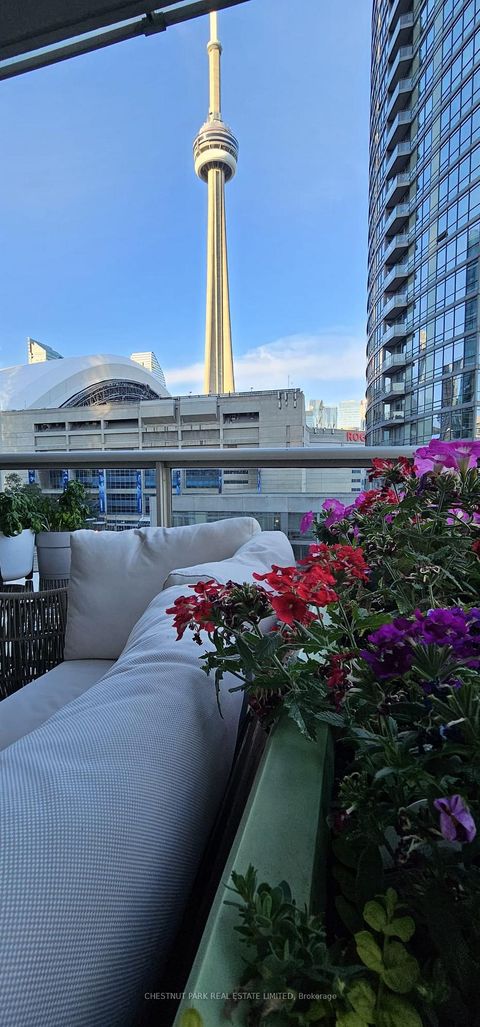 Photo 14 at 709 - 10 Navy Wharf Court, Waterfront Communities C1, Toronto