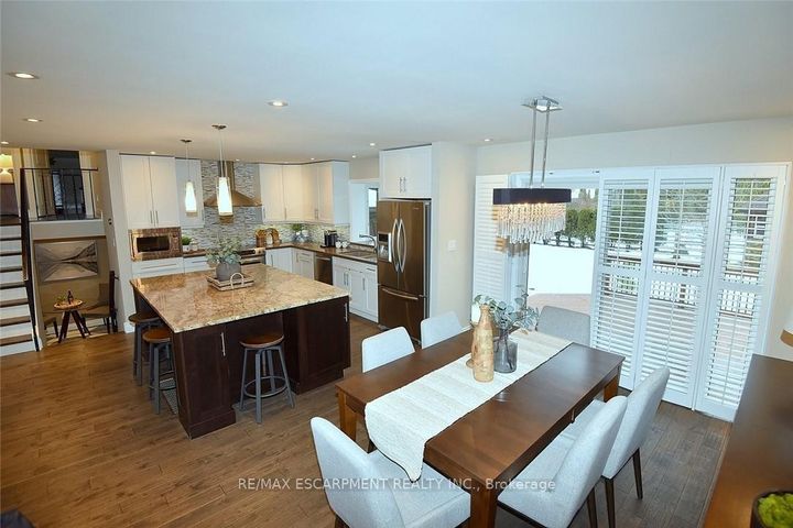 Photo 13 at 626 Vanderburgh Drive, LaSalle, Burlington