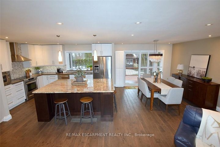 Photo 18 at 626 Vanderburgh Drive, LaSalle, Burlington