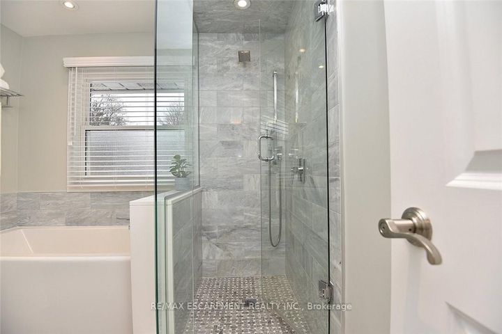 Photo 29 at 626 Vanderburgh Drive, LaSalle, Burlington