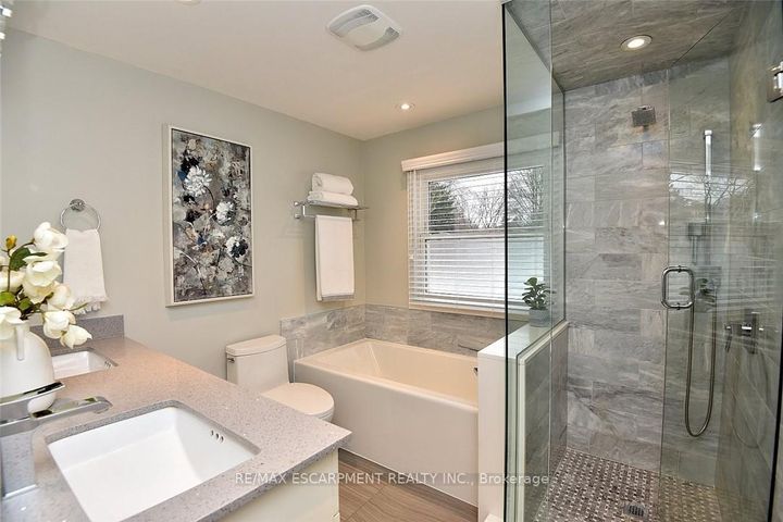 Photo 30 at 626 Vanderburgh Drive, LaSalle, Burlington