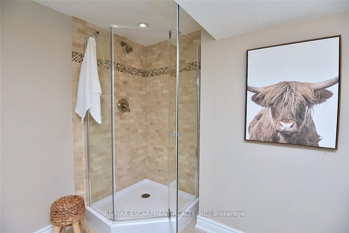 Photo 40 at 626 Vanderburgh Drive, LaSalle, Burlington