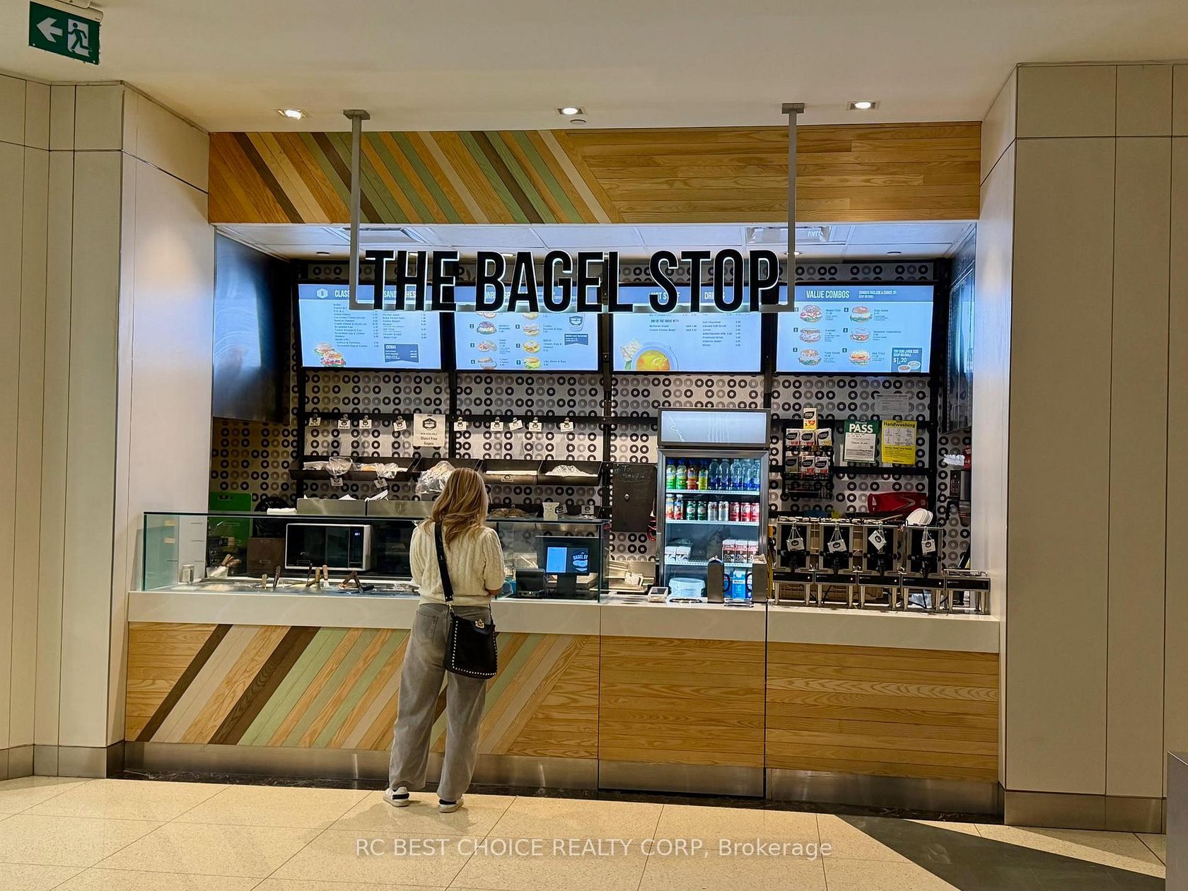 199 Bay Street, Yonge Corridor, Toronto photo number 2