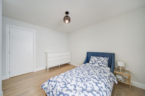 Photo 26 at 26 COUNTRY Lane, Painswick South, Barrie