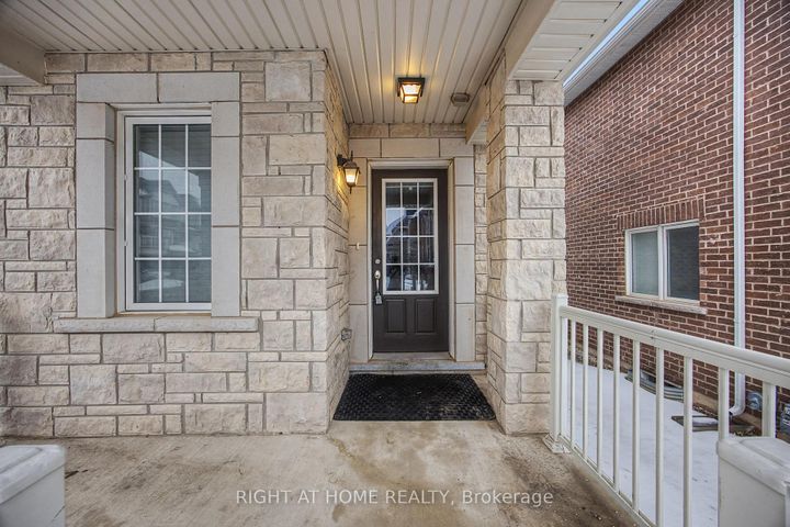 Photo 3 at 1235 Mulroney Heights, FO Ford, Milton