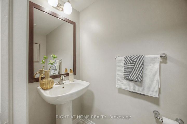 Photo 21 at 1235 Mulroney Heights, FO Ford, Milton