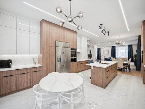 Photo 11 at 582 Gorham Street, College Manor, Newmarket