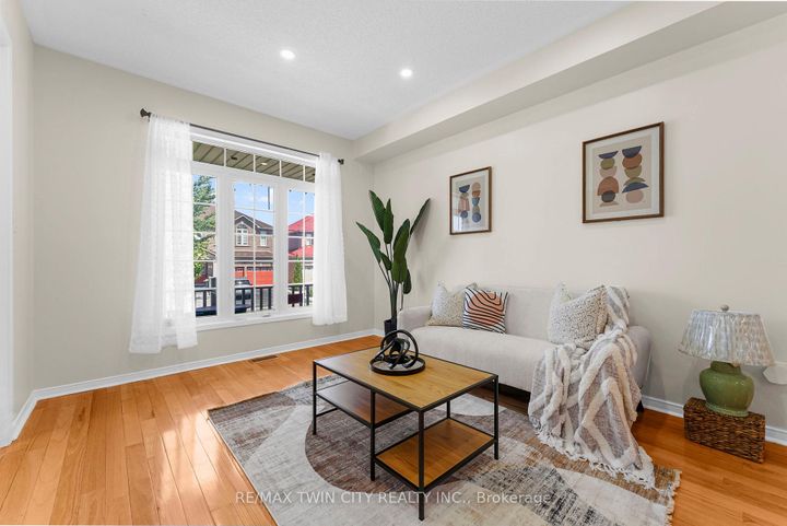 Photo 4 at 6 Canarygrass Drive, Wellington, Brampton