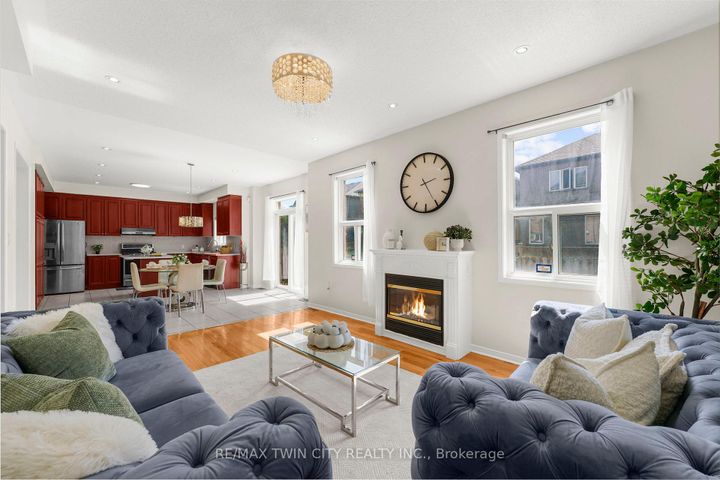 Photo 14 at 6 Canarygrass Drive, Wellington, Brampton