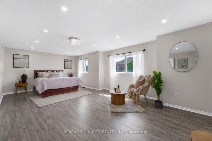 Photo 22 at 6 Canarygrass Drive, Wellington, Brampton