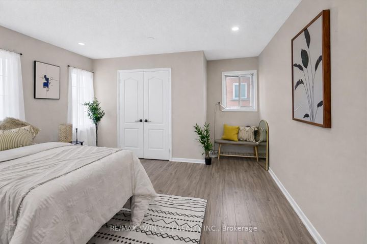 Photo 25 at 6 Canarygrass Drive, Wellington, Brampton