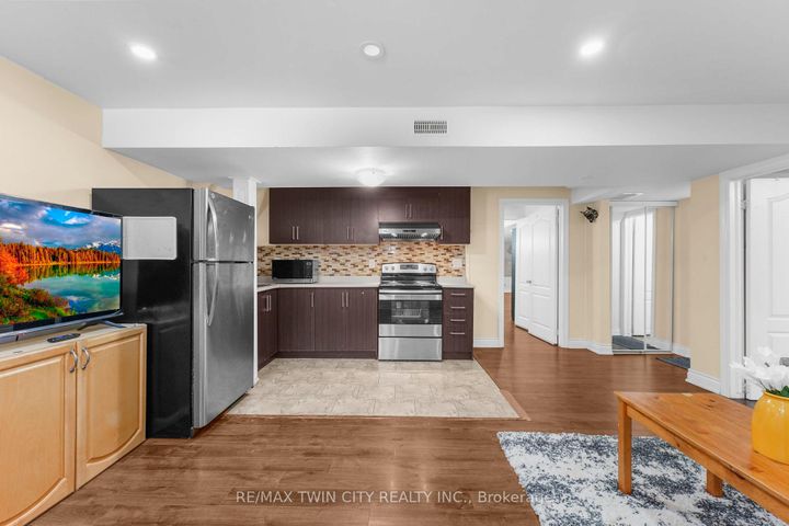 Photo 32 at 6 Canarygrass Drive, Wellington, Brampton