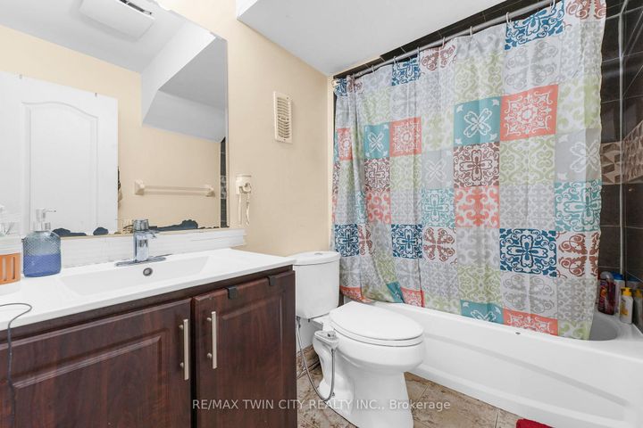 Photo 34 at 6 Canarygrass Drive, Wellington, Brampton