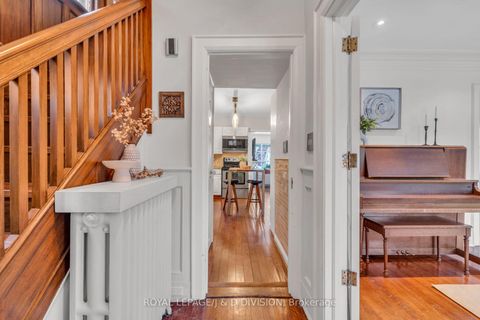 Photo 4 at 453 Oriole Parkway, Eglinton, Toronto